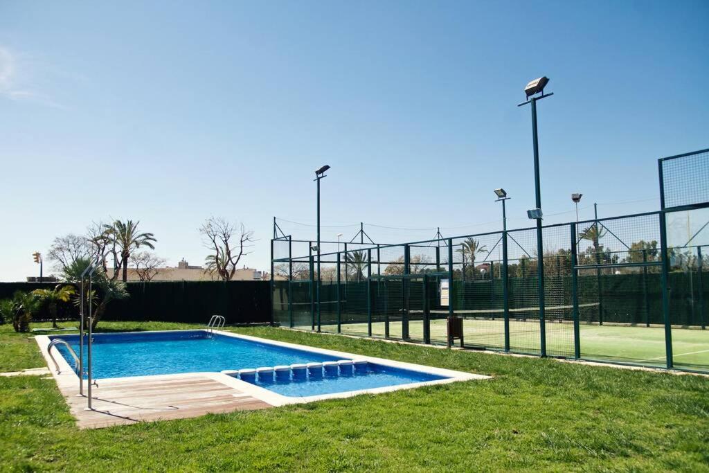 Apartamento Diseno A Cien Metros Del Mar. Torredembarra Esterno foto
