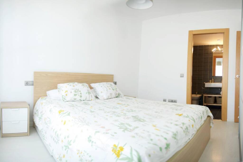 Apartamento Diseno A Cien Metros Del Mar. Torredembarra Esterno foto